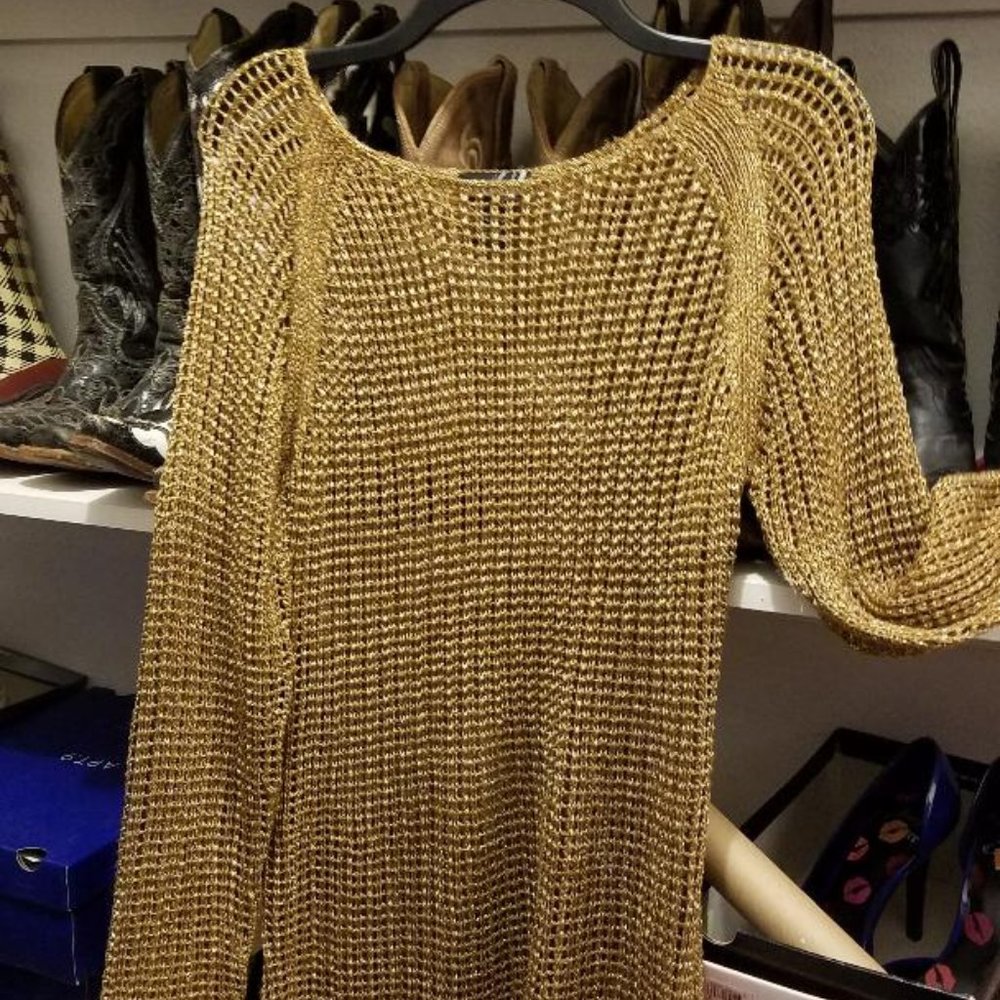Stretchy knit top